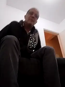 Snapshot of barboza991 chatting on May 28, 3:31 pm barboza991 online show from May 28, 3:31 pm