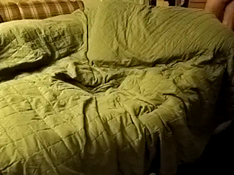 Snapshot of Cooperstone chatting on January 31, 2:37 am Cooperstone online show from January 31, 2:37 am