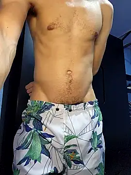 boyminerin00 online show from September 20, 1:17 am