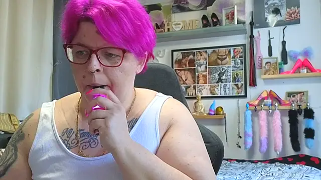 SunshineLexi online show from March 6, 6:52 am