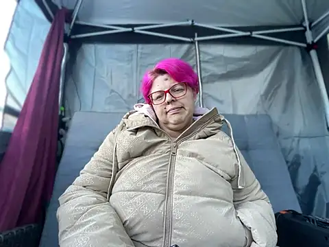 SunshineLexi online show from March 20, 7:03 am