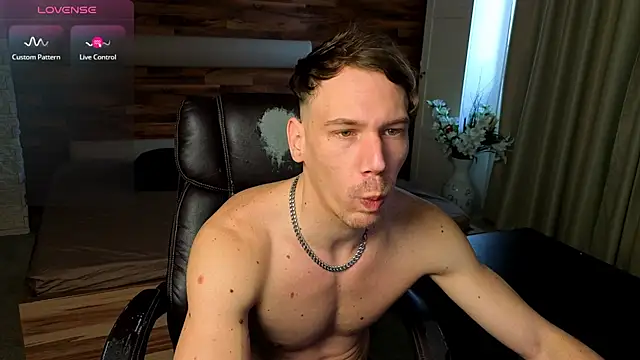 MateoBenjaminX online show from March 5, 12:56 pm