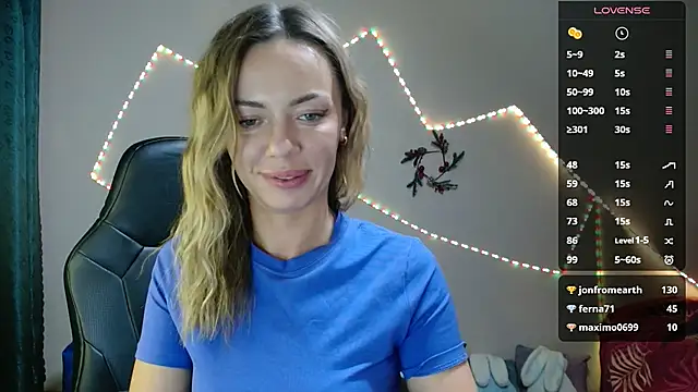 Snapshot of Daria_Spring chatting on January 12, 9:19 pm Daria Spring online show from January 12, 9:19 pm
