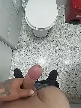 xxierra online show from February 10, 4:47 pm