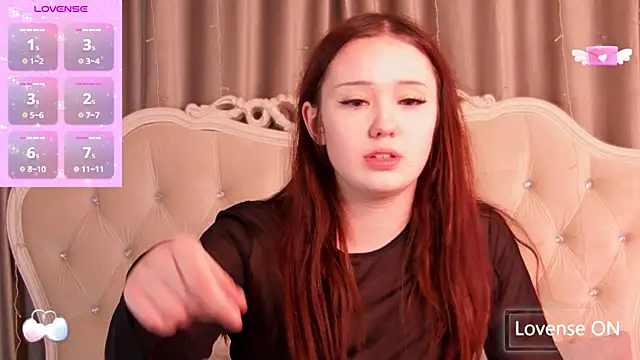 Snapshot of MiriaamWhite chatting on February 1, 7:13 pm MiriaamWhite online show from February 1, 7:13 pm