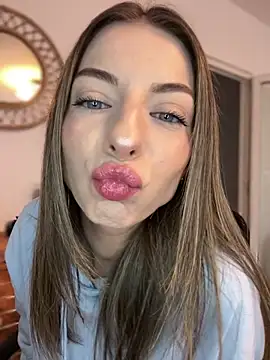 Mia Ethan online show from September 25, 10:08 am