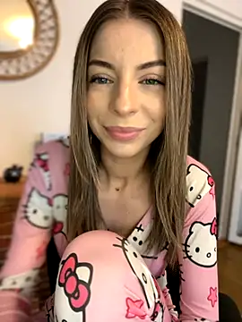 Mia Ethan online show from October 1, 10:10 am