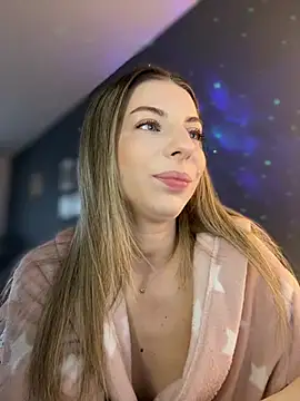 Mia Ethan online show from April 1, 7:31 am