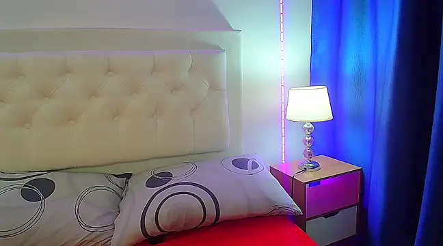 jescaoporto4 online show from March 4, 4:52 pm