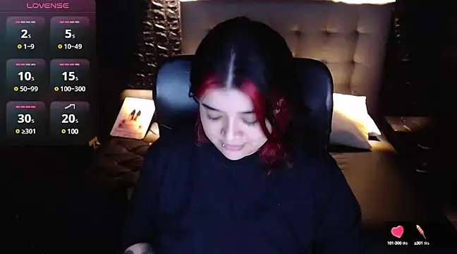 Snapshot of _ValeryStone_ chatting on December 22, 1:34 am ValeryStone online show from December 22, 1:34 am