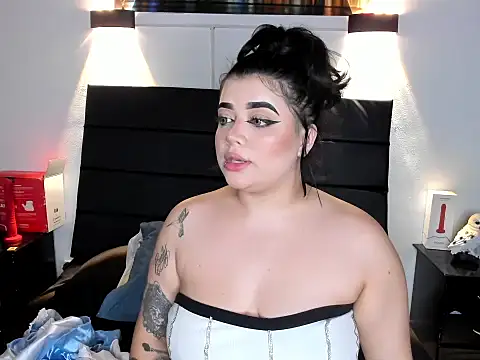 Snapshot of _ValeryStone_ chatting on February 3, 7:10 pm ValeryStone online show from February 3, 7:10 pm