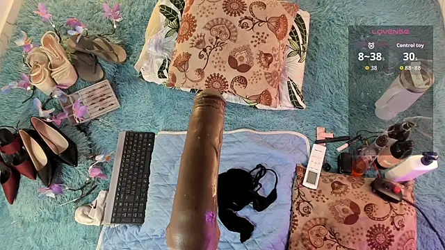 Snapshot of Eilin_clio chatting on June 25, 7:07 pm Eilin clio online show from June 25, 7:07 pm