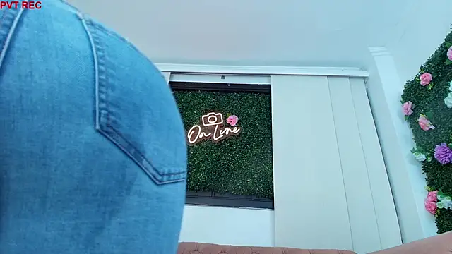 sandy rivas online show from September 30, 7:19 pm