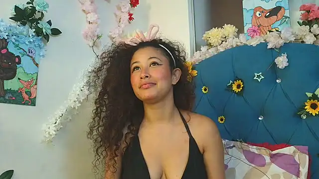Milkdulce1 online show from May 21, 2:35 pm