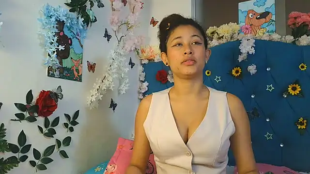 Milkdulce1 online show from June 3, 1:14 pm