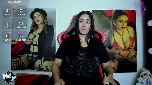 vaiolet triana online show from February 26, 1:21 am