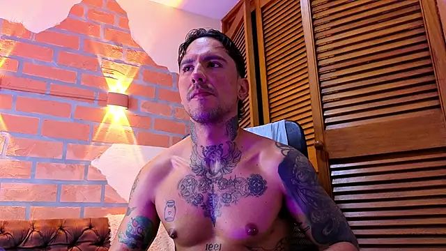 Dylanstonne online show from January 6, 9:18 pm