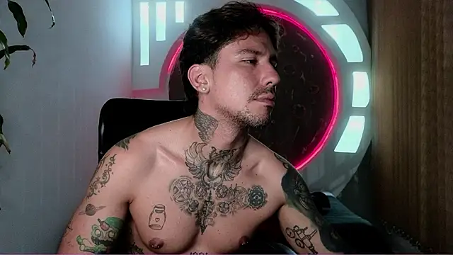 Dylanstonne online show from January 15, 12:04 am