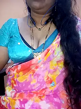 Snapshot of Sexy-Telugunayana2 chatting on December 17, 9:39 am Sexy-Telugunayana2 online show from December 17, 9:39 am