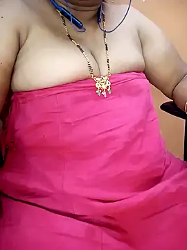 Snapshot of Sexy-Telugunayana2 chatting on December 24, 7:00 pm Sexy-Telugunayana2 online show from December 24, 7:00 pm