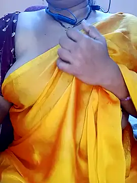 Snapshot of Sexy-Telugunayana2 chatting on February 13, 11:50 am Sexy-Telugunayana2 online show from February 13, 11:50 am