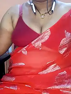 Snapshot of Sexy-Telugunayana2 chatting on February 17, 4:20 am Sexy-Telugunayana2 online show from February 17, 4:20 am