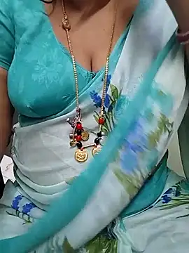 Snapshot of Sexy-Telugunayana2 chatting on May 15, 7:59 am Sexy-Telugunayana2 online show from May 15, 7:59 am