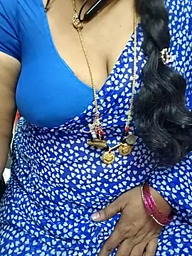 Snapshot of Sexy-Telugunayana2 chatting on May 18, 6:58 pm Sexy-Telugunayana2 online show from May 18, 6:58 pm