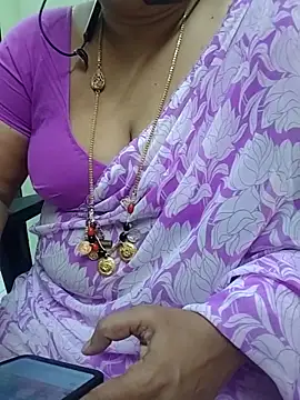 Snapshot of Sexy-Telugunayana2 chatting on May 22, 9:48 am Sexy-Telugunayana2 online show from May 22, 9:48 am