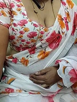 Snapshot of Sexy-Telugunayana2 chatting on July 7, 1:48 pm Sexy-Telugunayana2 online show from July 7, 1:48 pm