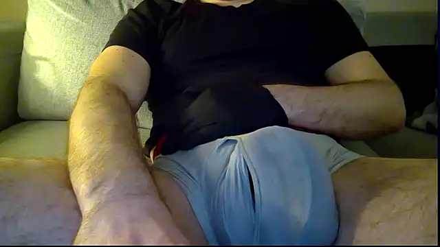 Snapshot of hungking10 chatting on February 8, 10:19 pm hungking10 online show from February 8, 10:19 pm