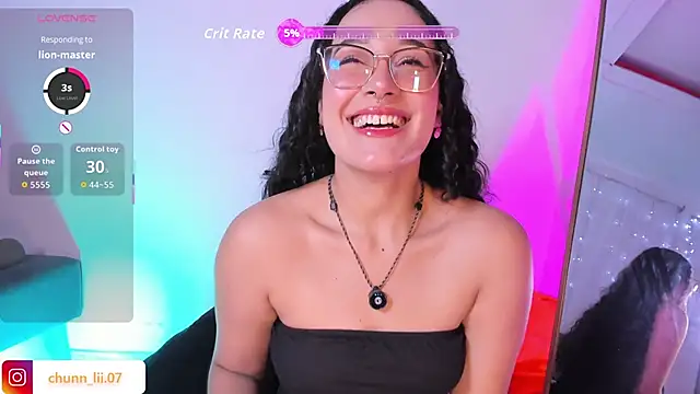 chunn liioo online show from November 4, 12:32 am