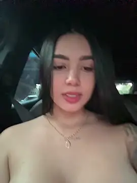 Snapshot of Pink_Jazmin chatting on February 28, 10:33 pm Pink Jazmin online show from February 28, 10:33 pm