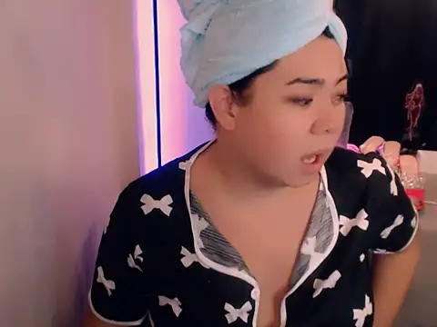 Nathalie Heartxoxo69 online show from March 23, 2:10 pm