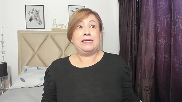 Snapshot of MonyCassius chatting on June 20, 12:08 pm MonyCassius online show from June 20, 12:08 pm