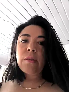 Bella fournier online show from December 4, 3:54 pm