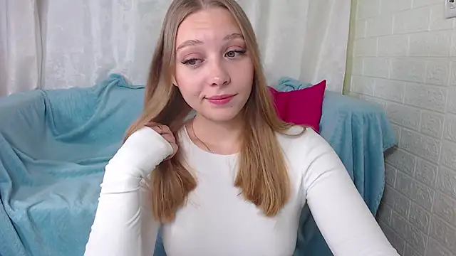Snapshot of bellaa_love_ chatting on September 24, 12:25 am bellaa love online show from September 24, 12:25 am