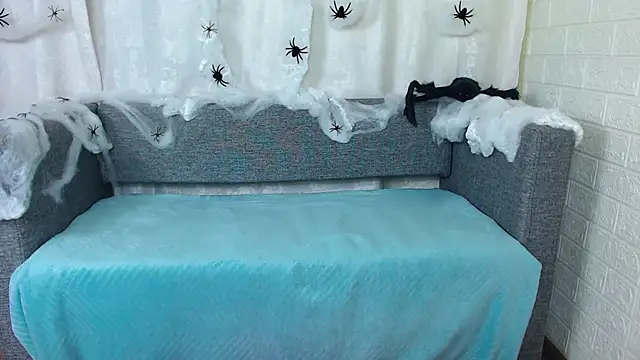 Snapshot of bellaa_love_ chatting on October 7, 12:30 am bellaa love online show from October 7, 12:30 am