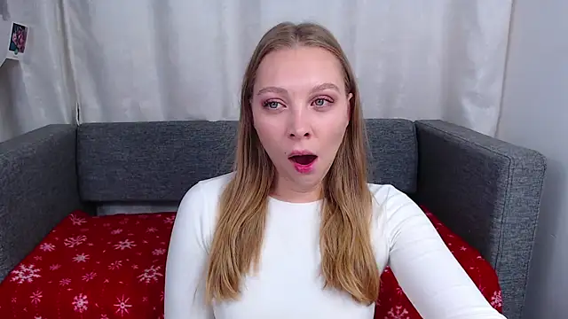 bellaa love  online show from November 18, 12:05 am