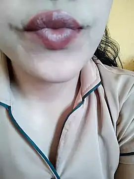 Snapshot of Anki-doll chatting on January 19, 9:22 am Anki-doll online show from January 19, 9:22 am