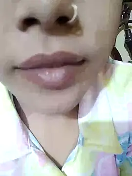Snapshot of Anki-doll chatting on February 10, 12:50 pm Anki-doll online show from February 10, 12:50 pm