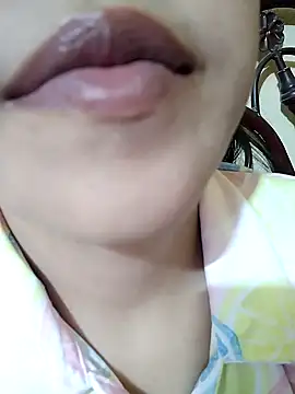 Snapshot of Anki-doll chatting on February 12, 12:44 pm Anki-doll online show from February 12, 12:44 pm