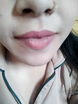 Snapshot of Anki-doll chatting on February 21, 9:56 am Anki-doll online show from February 21, 9:56 am