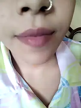 Snapshot of Anki-doll chatting on February 26, 6:15 am Anki-doll online show from February 26, 6:15 am