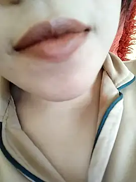Snapshot of Anki-doll chatting on February 27, 9:43 am Anki-doll online show from February 27, 9:43 am