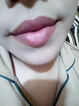 Snapshot of Anki-doll chatting on March 6, 12:41 pm Anki-doll online show from March 6, 12:41 pm