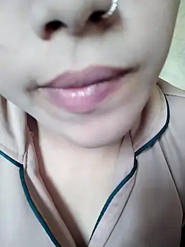Snapshot of Anki-doll chatting on March 17, 5:56 am Anki-doll online show from March 17, 5:56 am