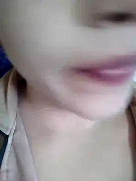 Snapshot of Anki-doll chatting on October 5, 5:50 am Anki-doll online show from October 5, 5:50 am