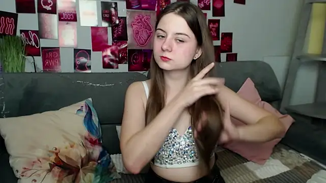 MilanaRoza online show from October 23, 5:18 am