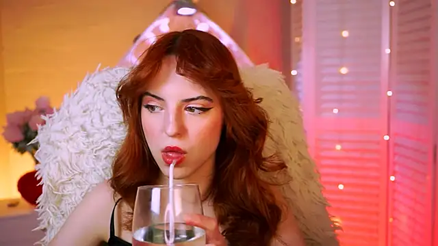 evanellson online show from February 21, 1:33 pm